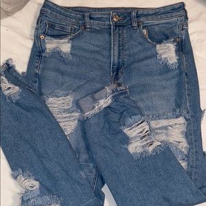 Super Ripped Mom Jean